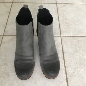 Sorel leather ankle boots, gray